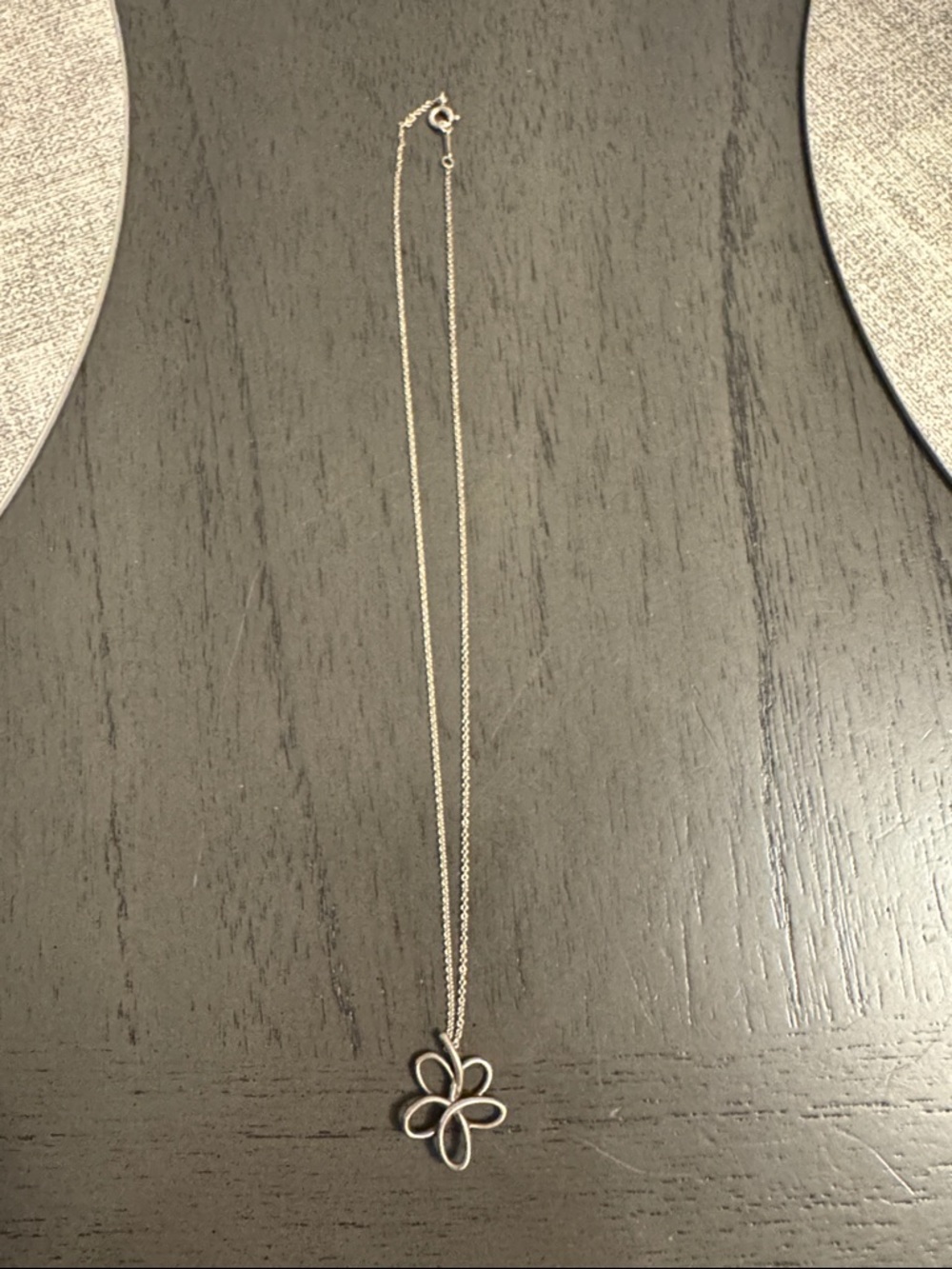 Tiffany & Co. Paloma Picasso Flower Outline Pendant Necklace - Silver
